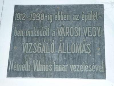 Németh Vilmos emléktábla | Soproni Széchenyi István Gimnázium