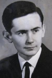 Profile picture for user Holéczi György