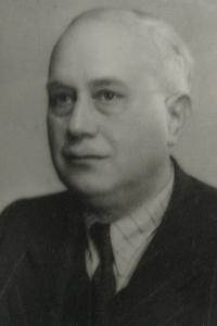 Profile picture for user Mantuano József